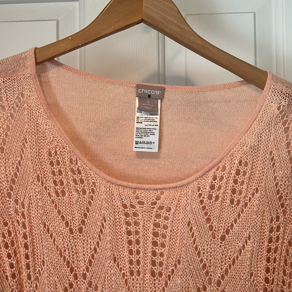 Chico’s coral lightweight short sleeve sweater